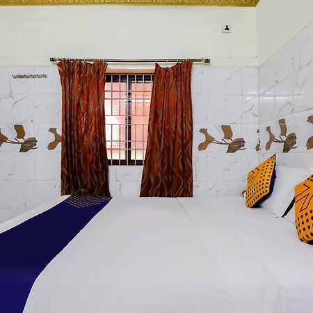 Spot On 40324 Vvr Residency Hotel Madras Buitenkant foto