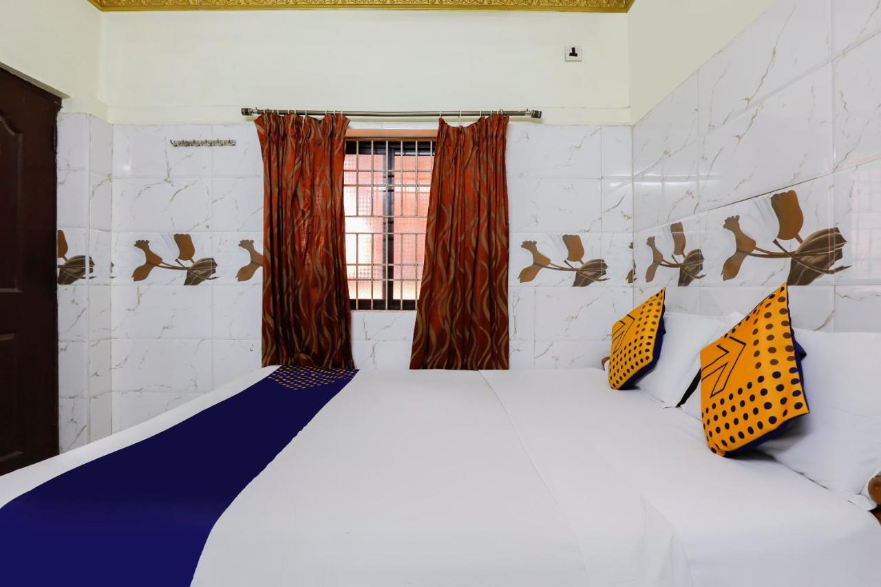 Spot On 40324 Vvr Residency Hotel Madras Buitenkant foto