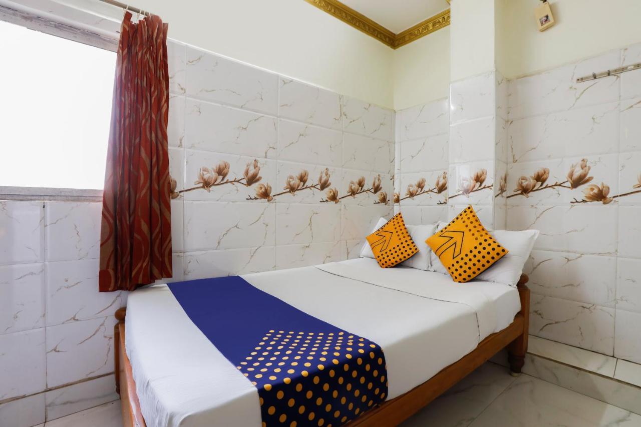 Spot On 40324 Vvr Residency Hotel Madras Buitenkant foto