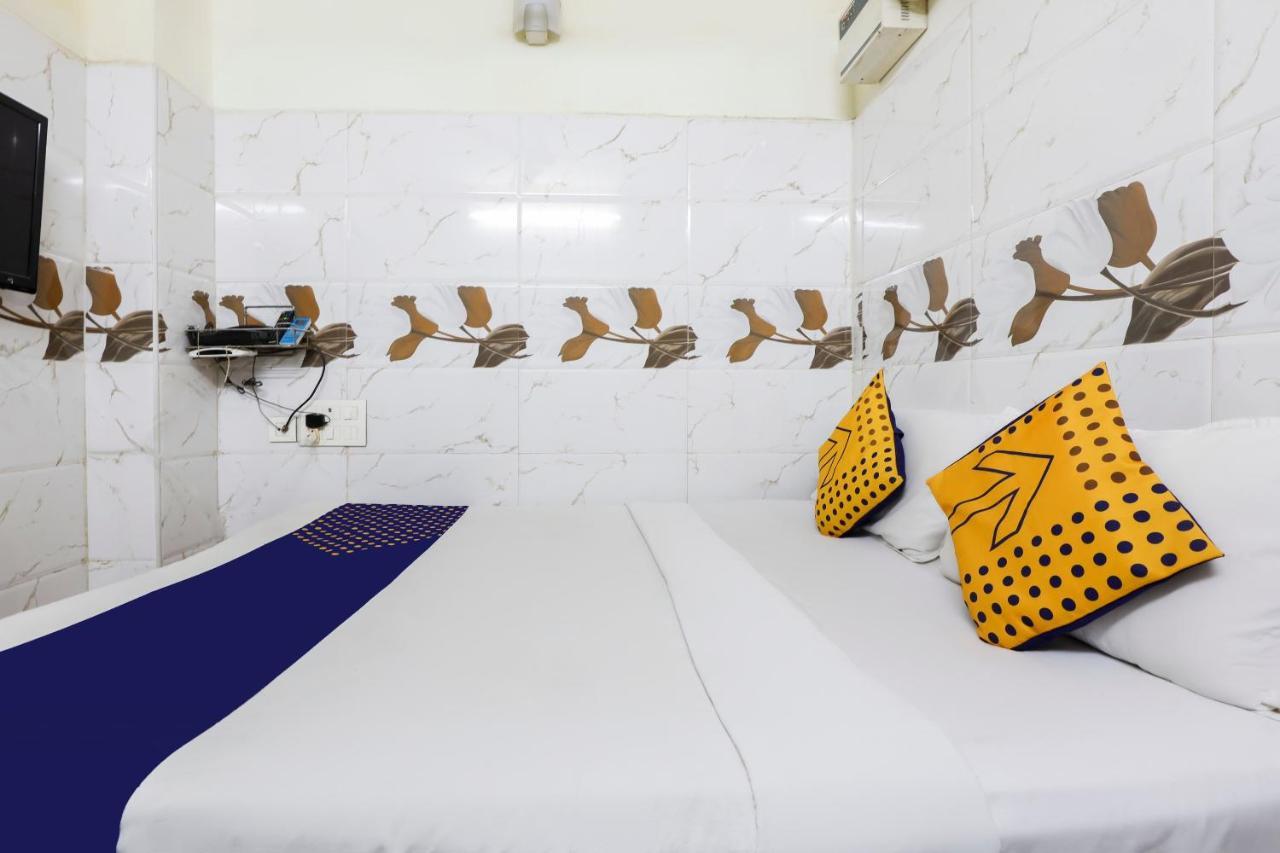 Spot On 40324 Vvr Residency Hotel Madras Buitenkant foto